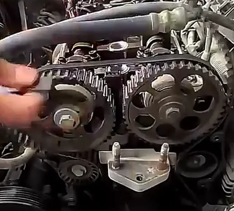 Astuce courroie distribution